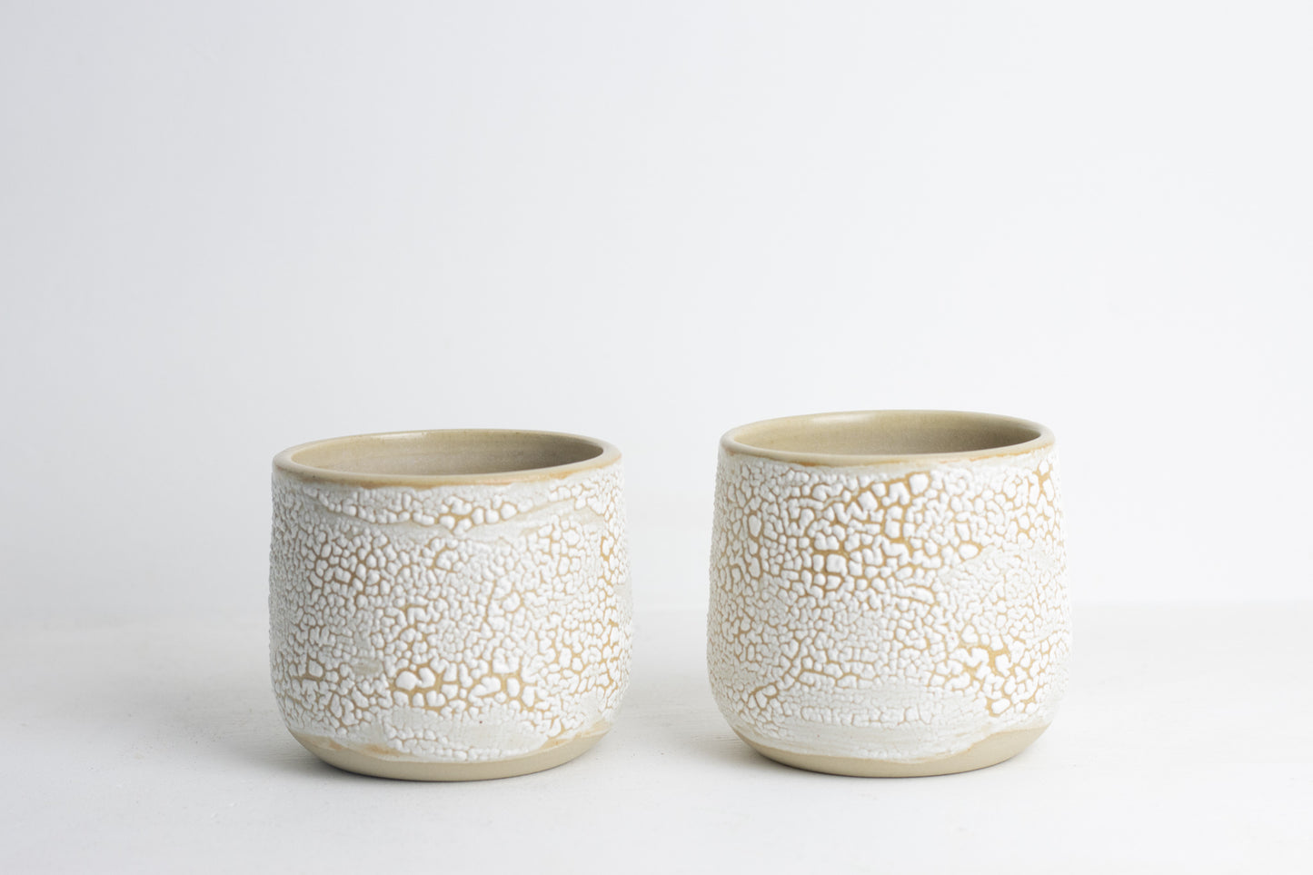 Textured cup white
