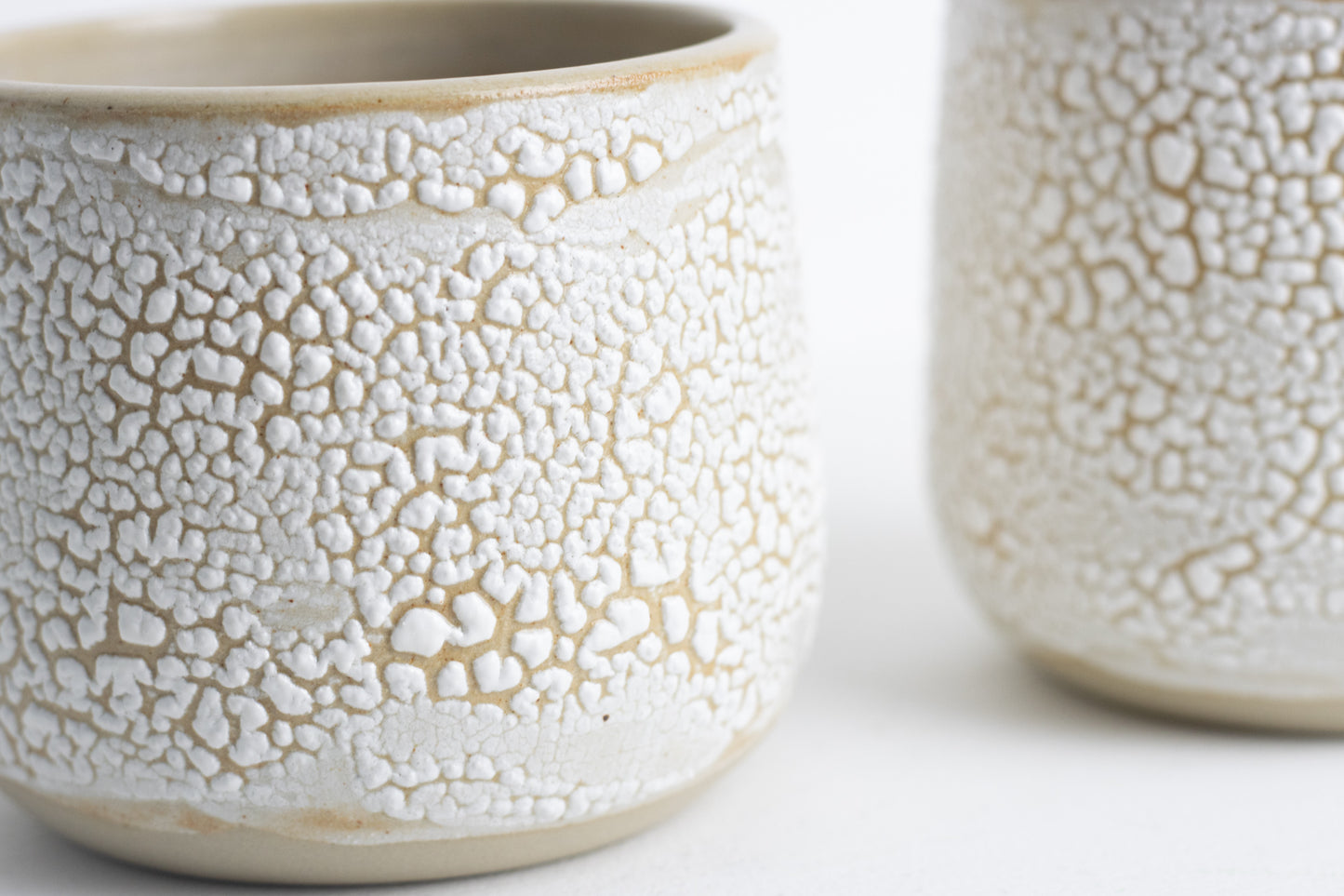 Textured cup white