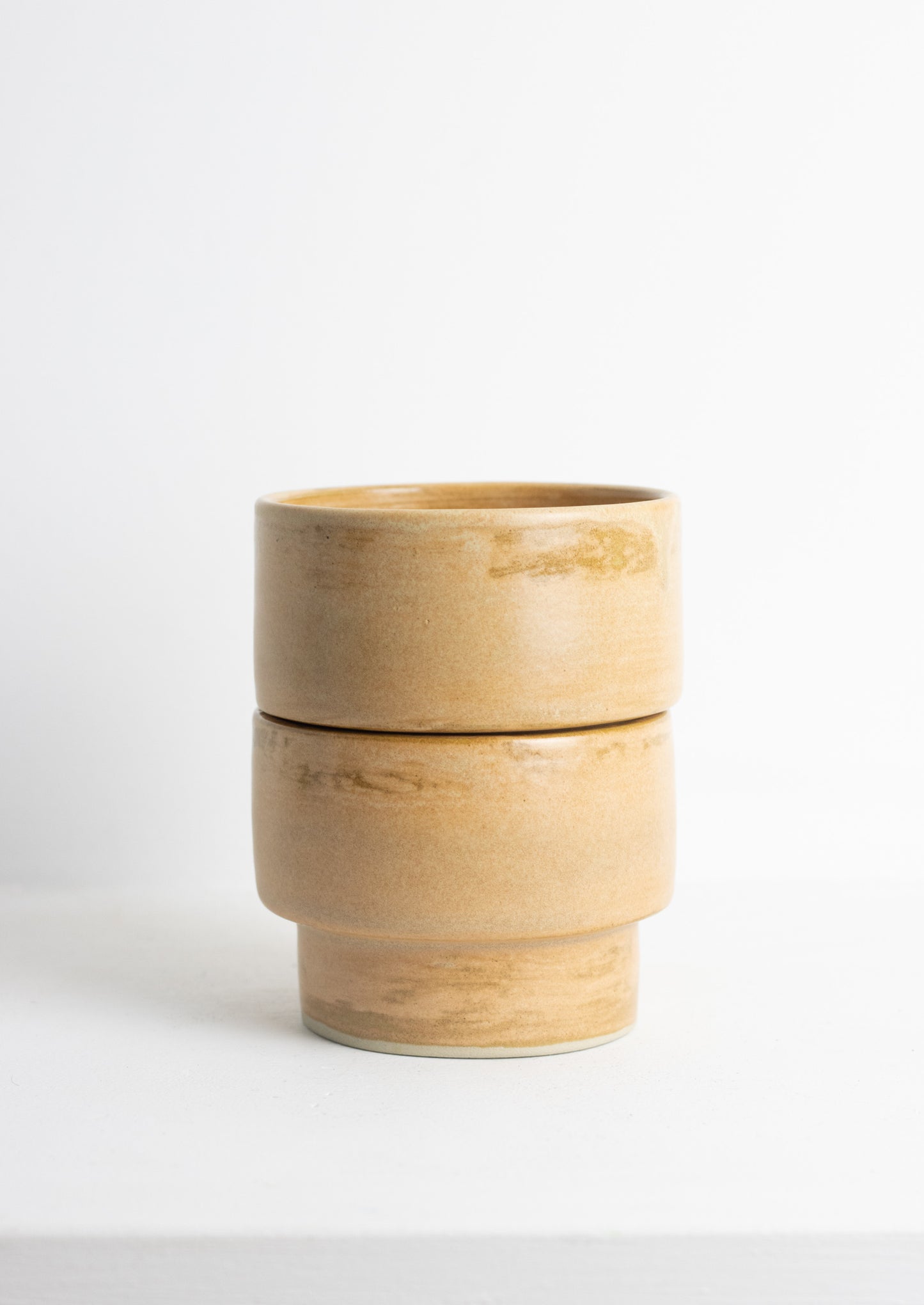 Stackable cup honey M
