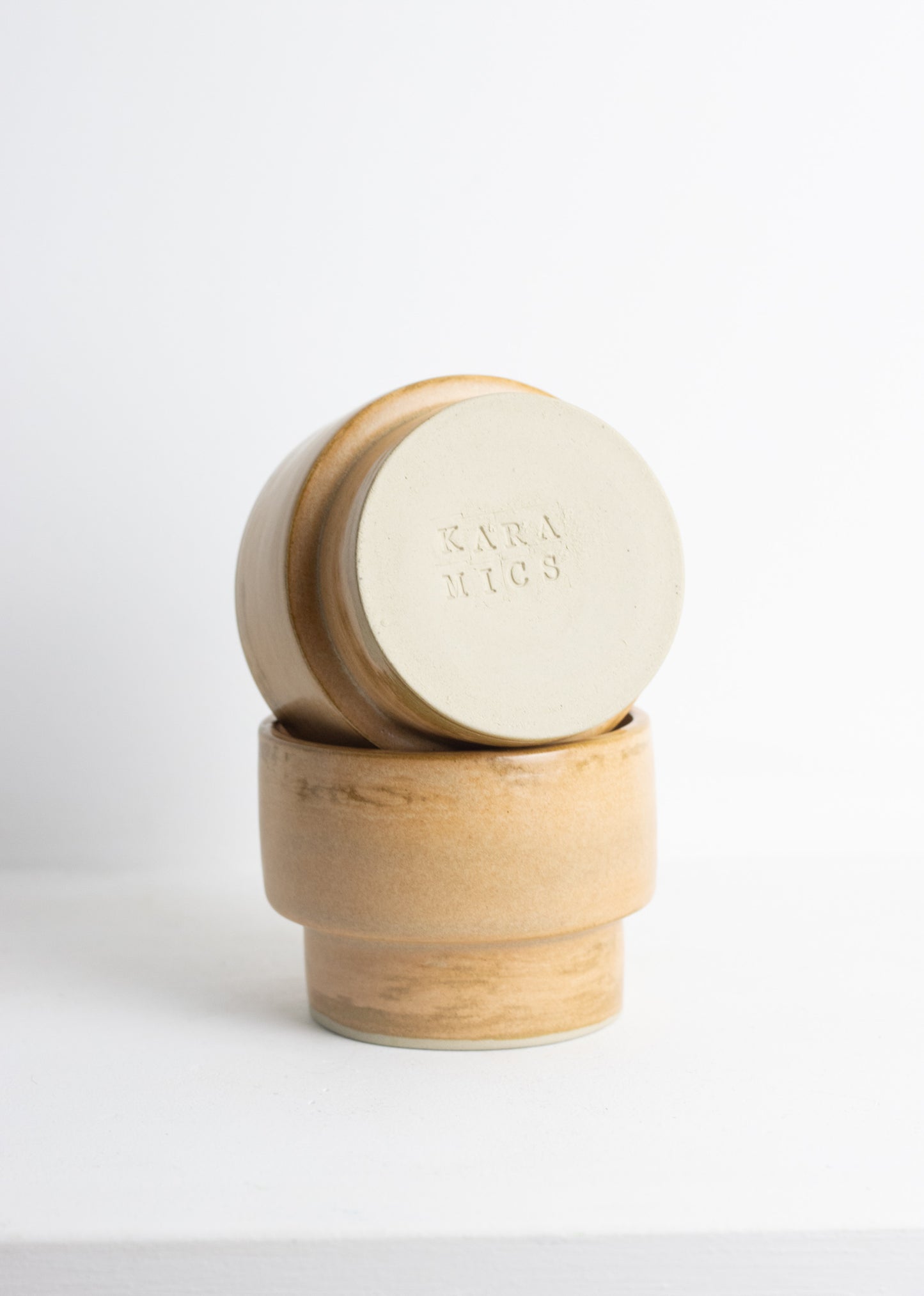 Stackable cup honey M