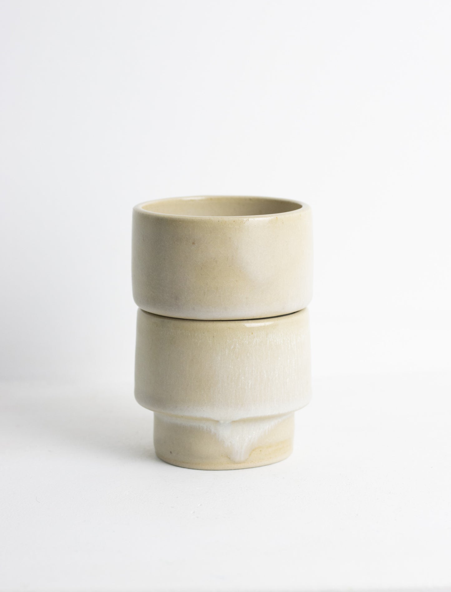 Stackable cup beige S
