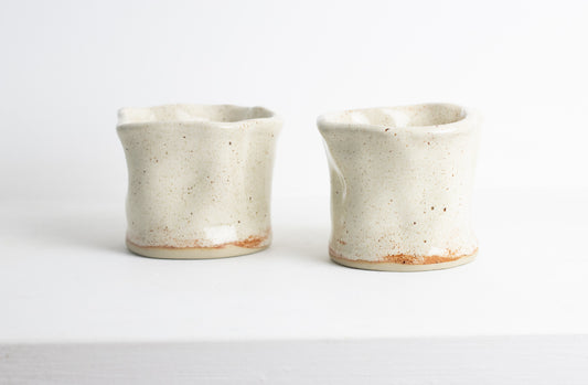 Wave cup speckled beige S