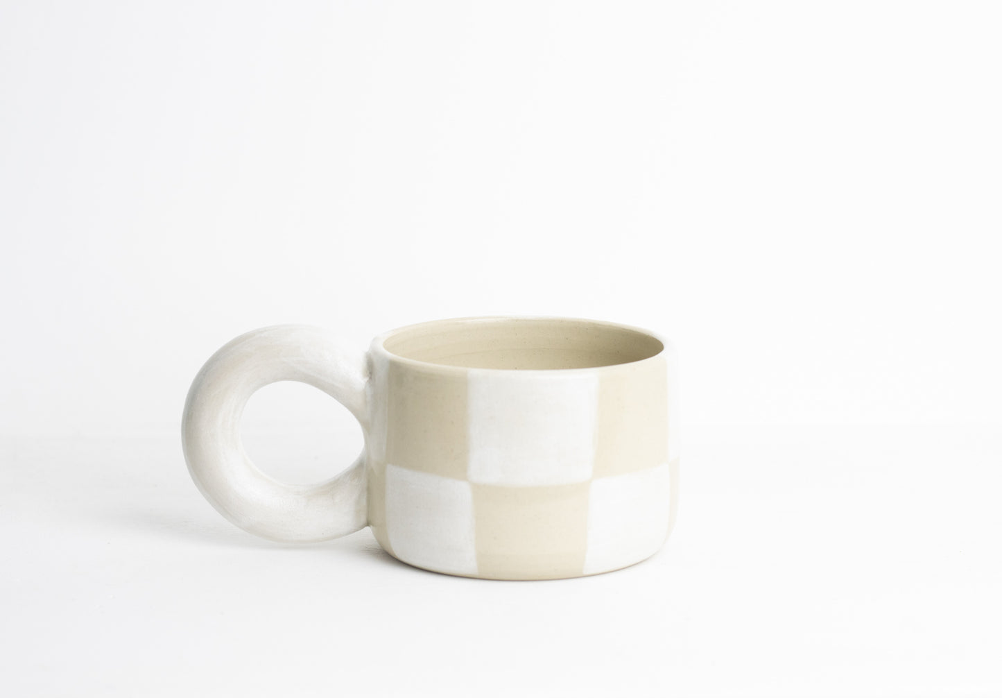 White checker mug ll