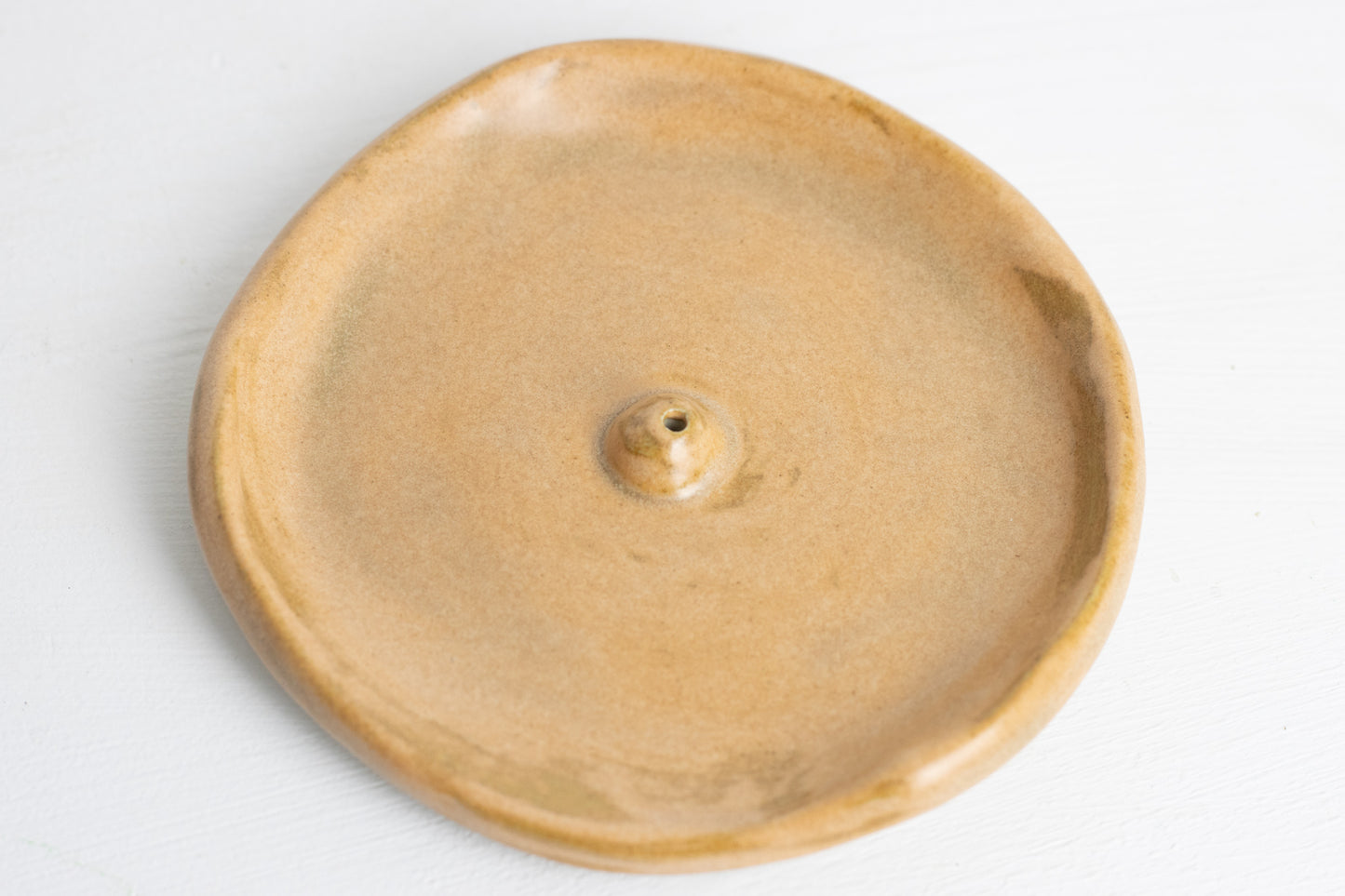 Incense holder round honey