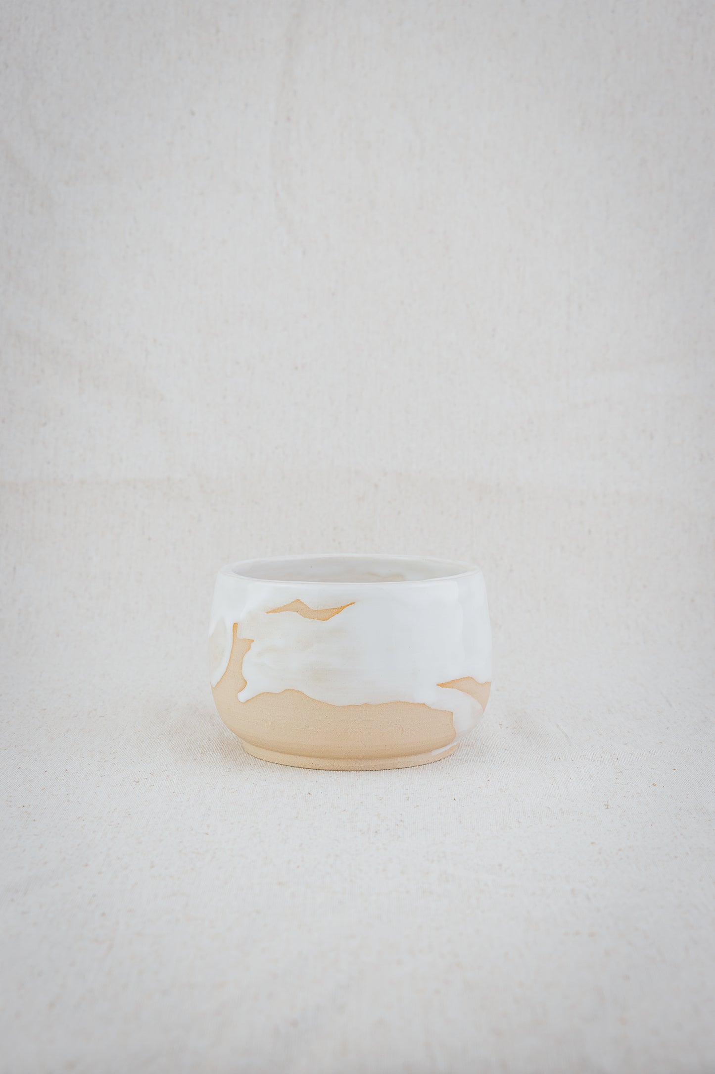 Ceramic bowl white l