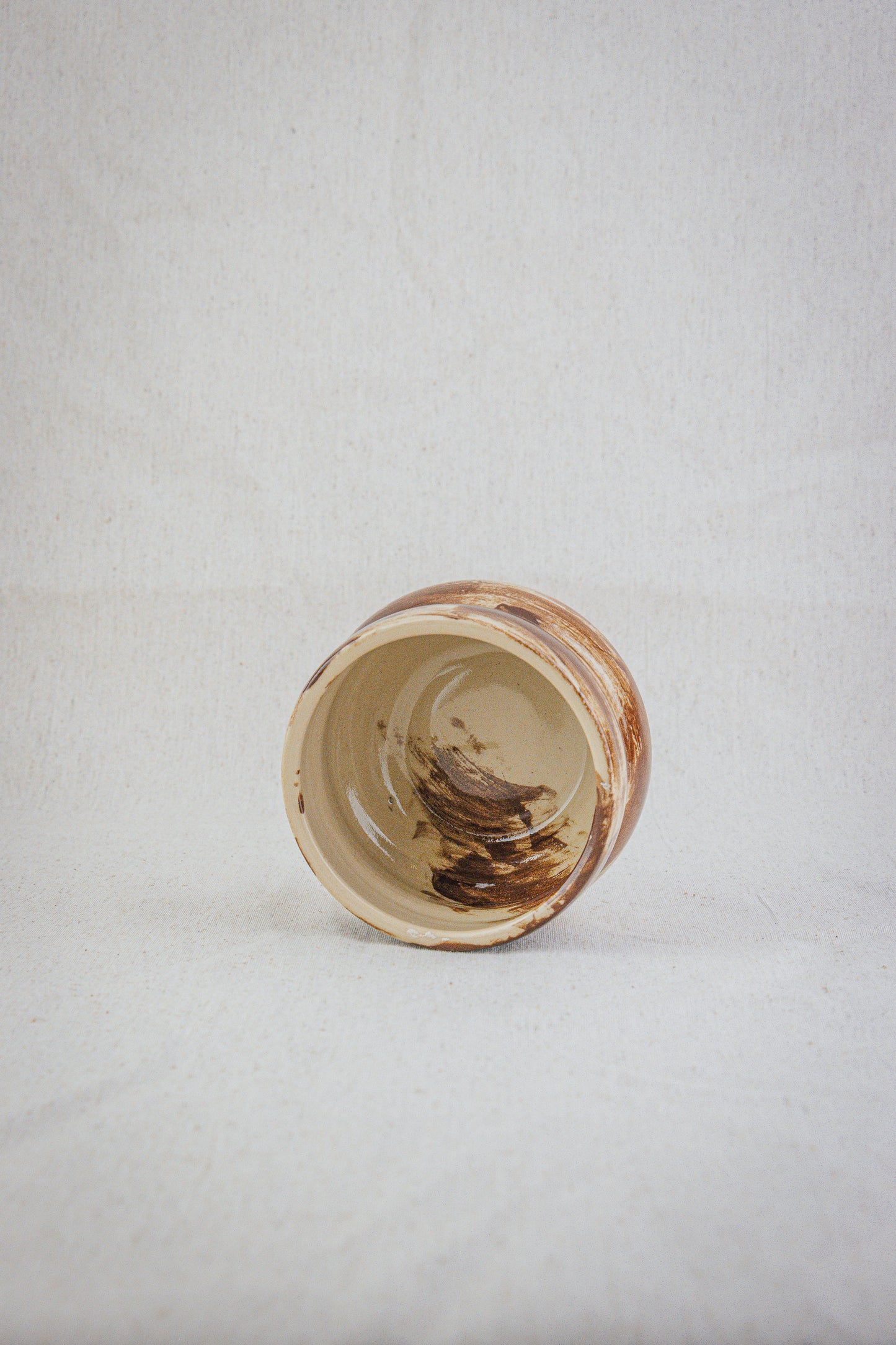 Ceramic bowl brown detail