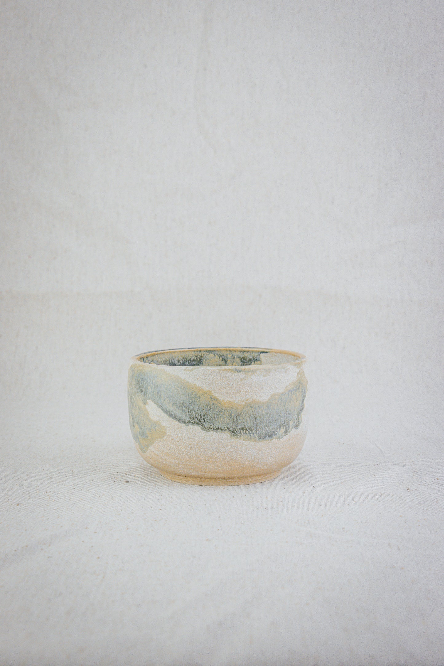 Ceramic bowl green detail