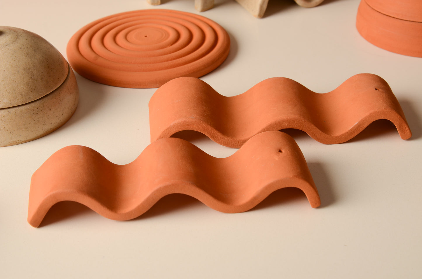 Terracotta | Wiggle incense holder