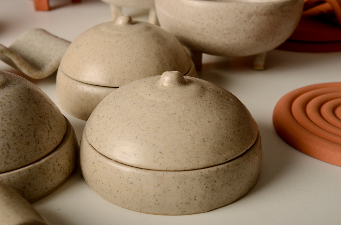 Speckled beige | Boobies dish