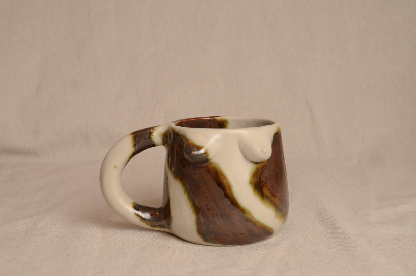 Gaia mug llll lll