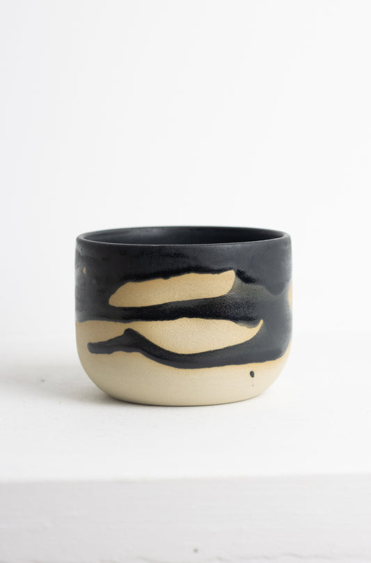 Dimple cup black