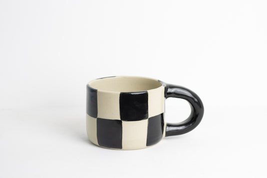 Black checker mug