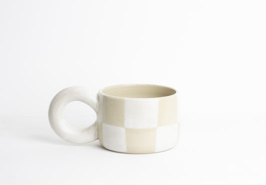 White checker mug ll