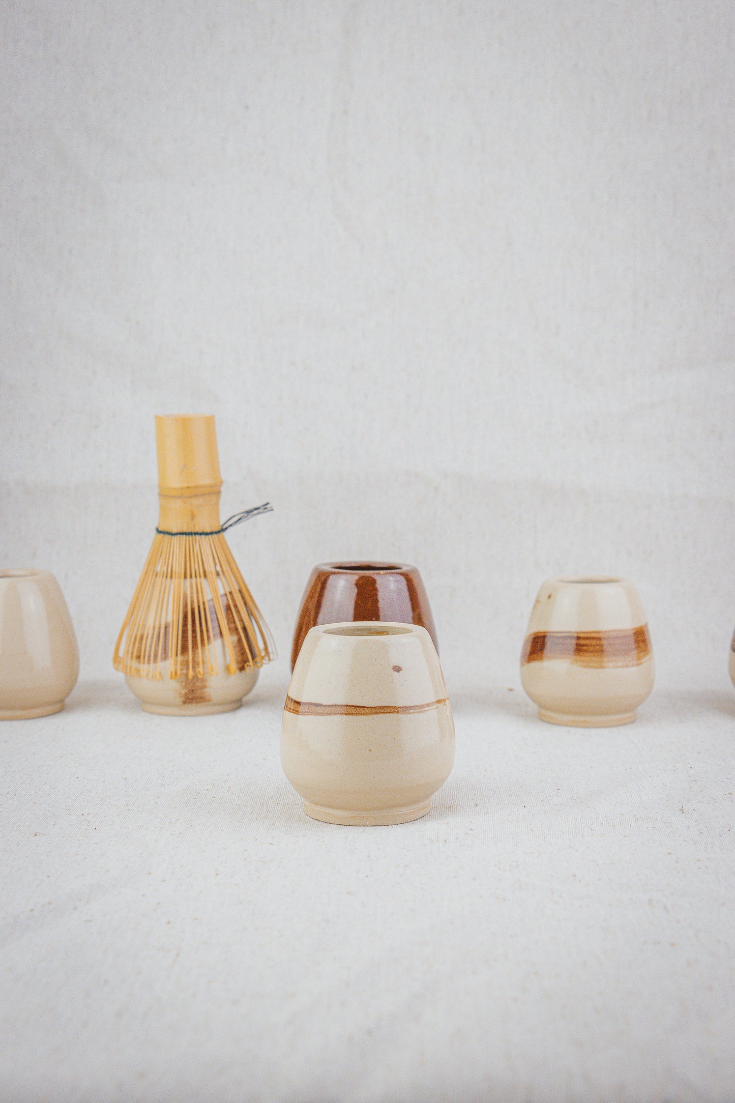 Whisk holder brown detail lll