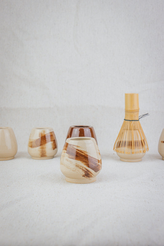 Whisk holder brown detail llll