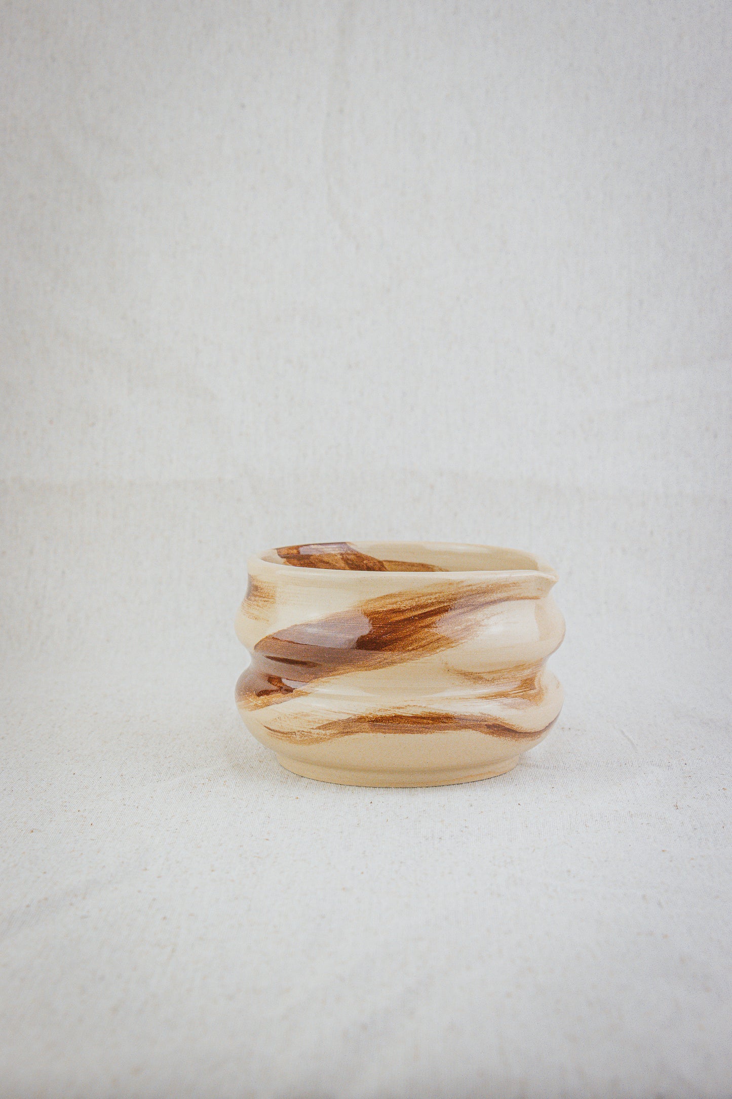 Matcha bowl brown detail