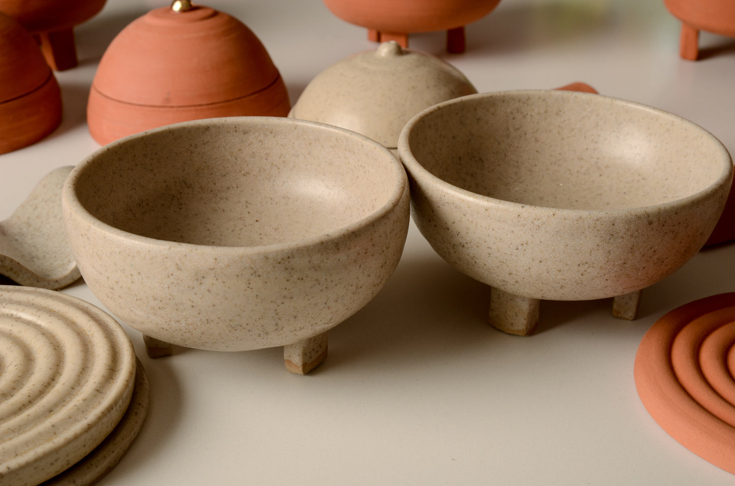 Speckled Beige | Raised Bowl